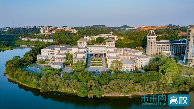 广东东软学院.jpg