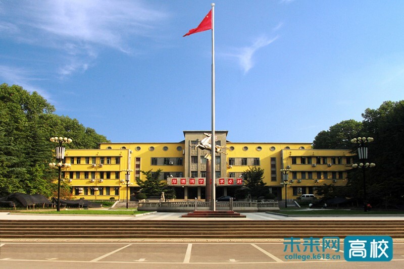 武汉理工大学.jpg