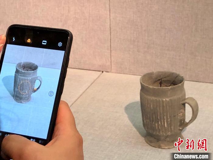 距今4000年左右的灰陶杯是不是很眼熟