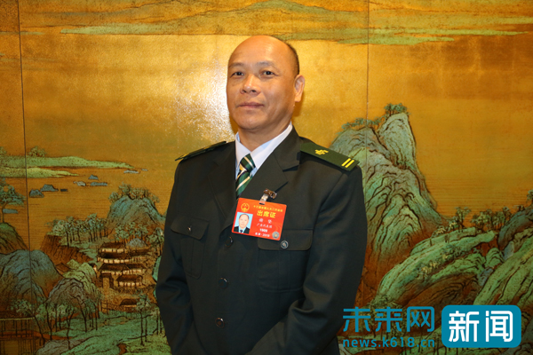 谢坚代表:游戏开发商要针对青少年开发正能量游戏