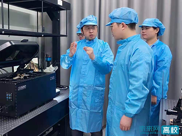 武汉理工大学李政颖,向瑶分获2022年"湖北师德先进个人""湖北医德先进