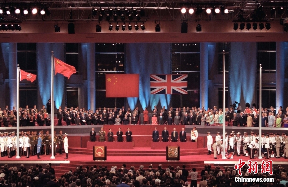 明珠耀香江影像回顾香港回归25周年每一幅都值得珍藏