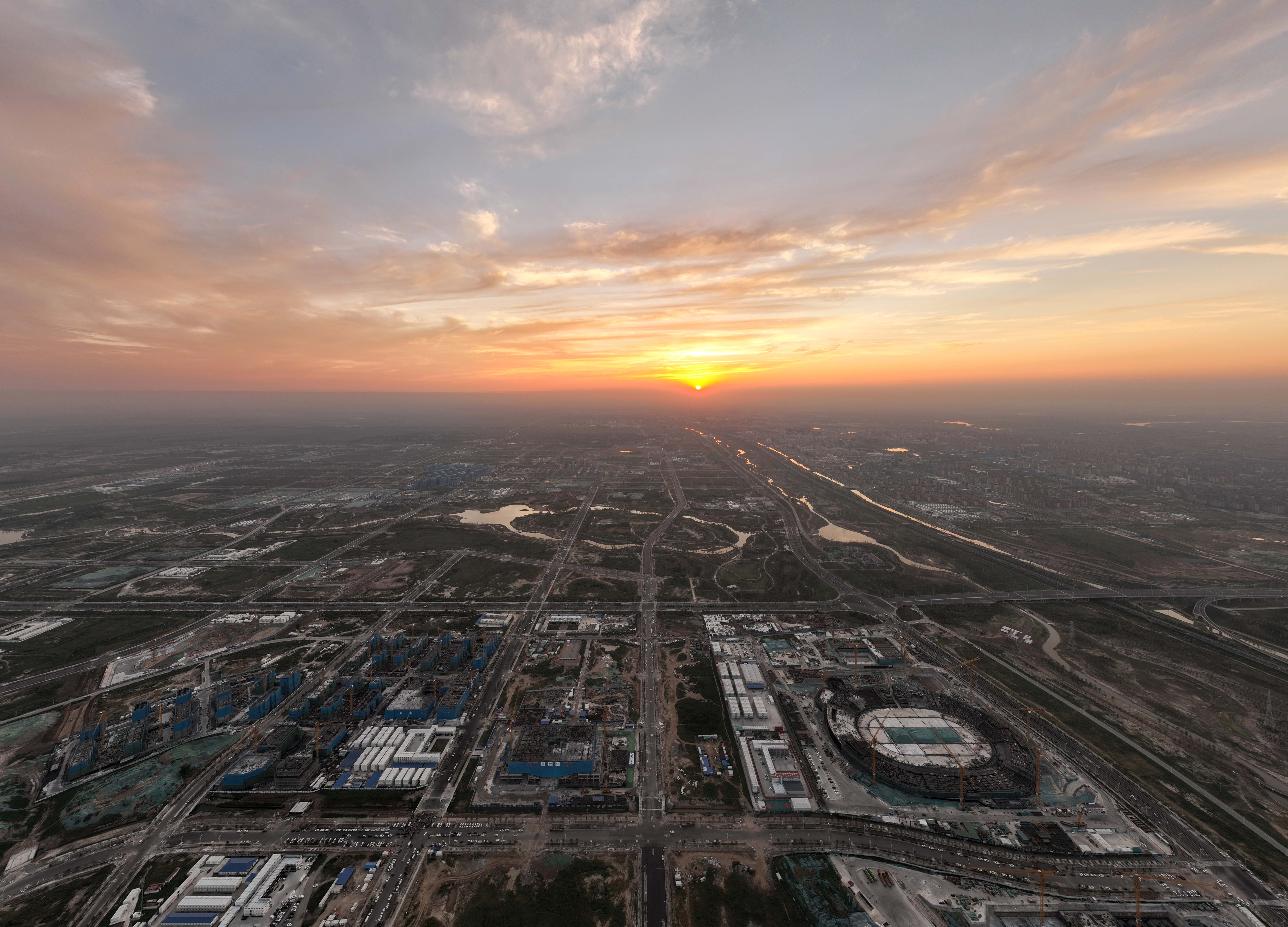 镜头里的十年奔向美好丨雄安未来之城拔节生长